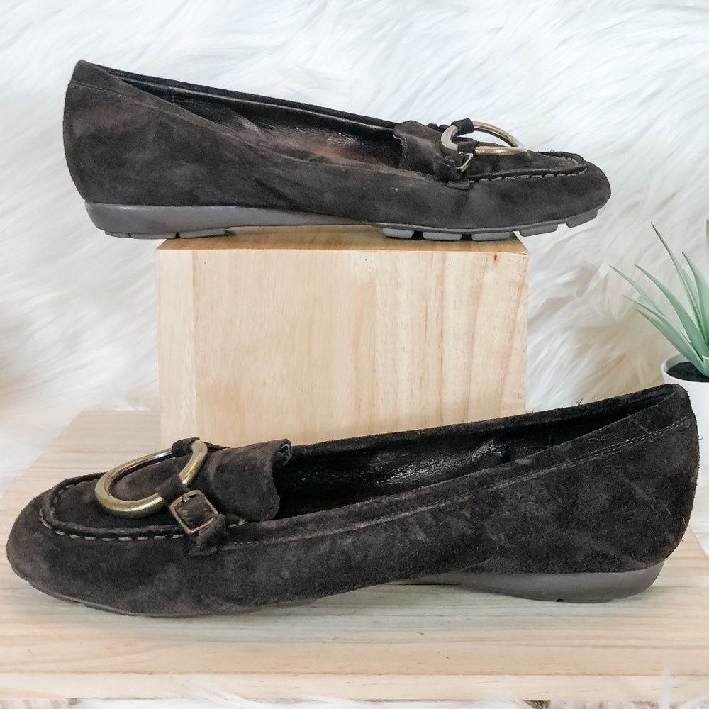 Vaneli Suede Driving Loafer Shoes Womens Size 8M Slip on's.